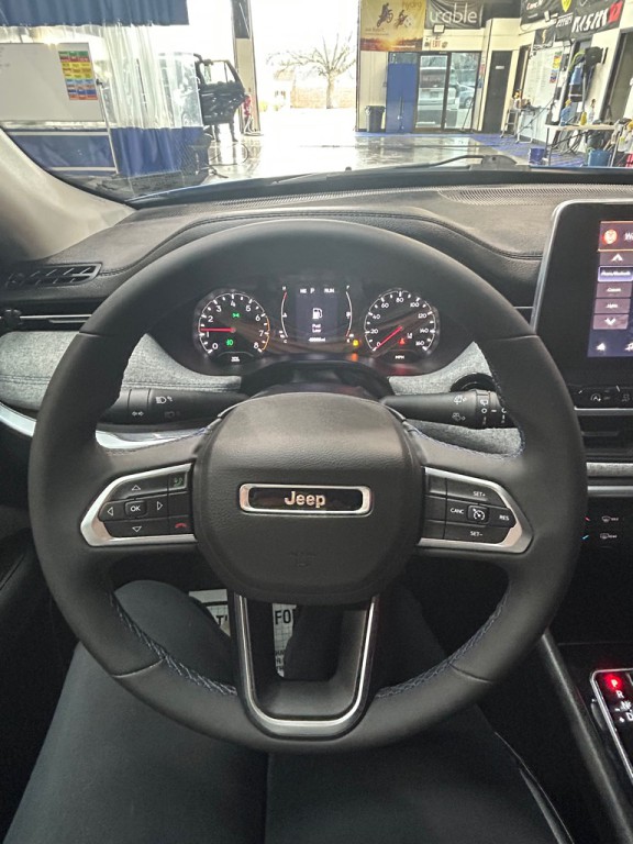 2022 Jeep Compass Image 19