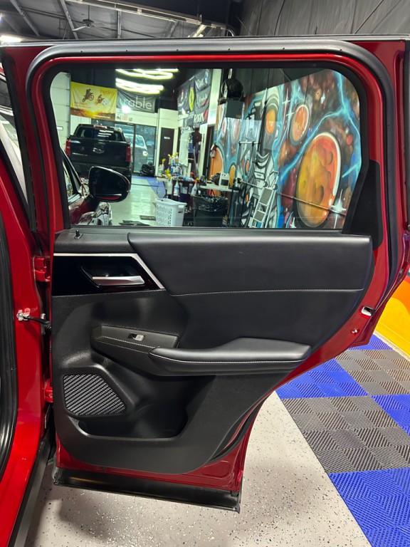 2023 Mitsubishi Outlander Image 25