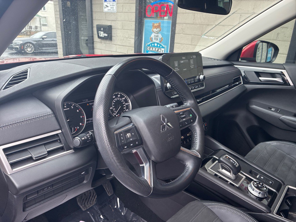 2023 Mitsubishi Outlander Image 7