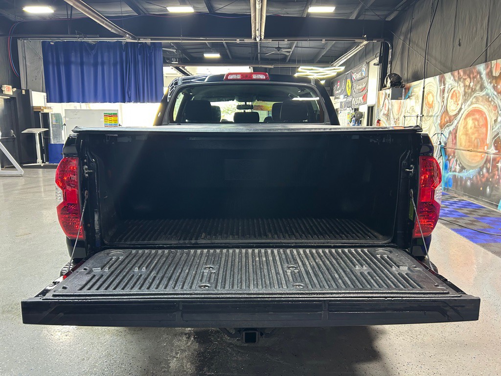 2015 Toyota Tundra Image 13
