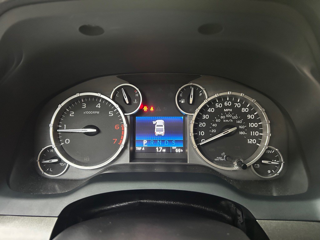 2015 Toyota Tundra Image 20