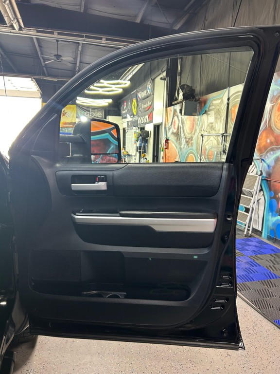 2015 Toyota Tundra Image 23