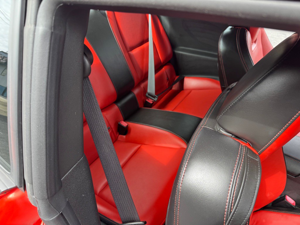 2010 Chevrolet Camaro Image 25