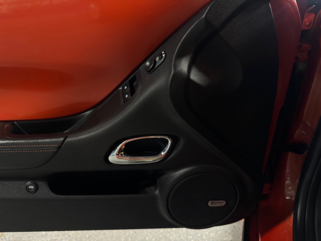 2010 Chevrolet Camaro Image 18