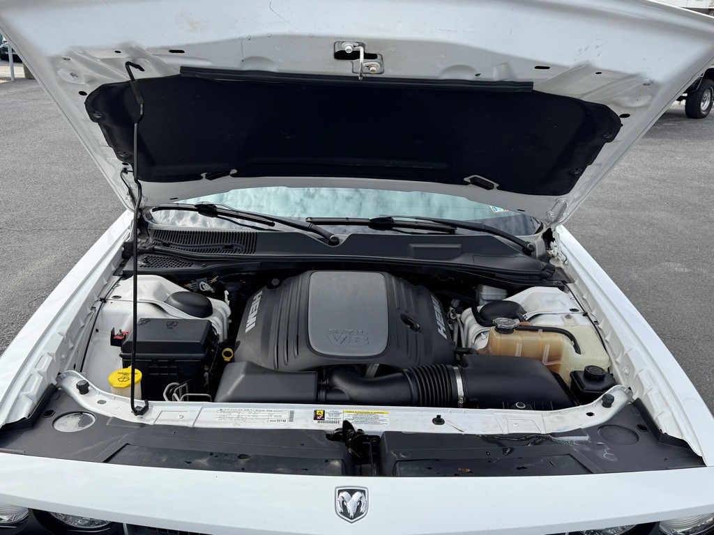 2010 Dodge Challenger Image 17