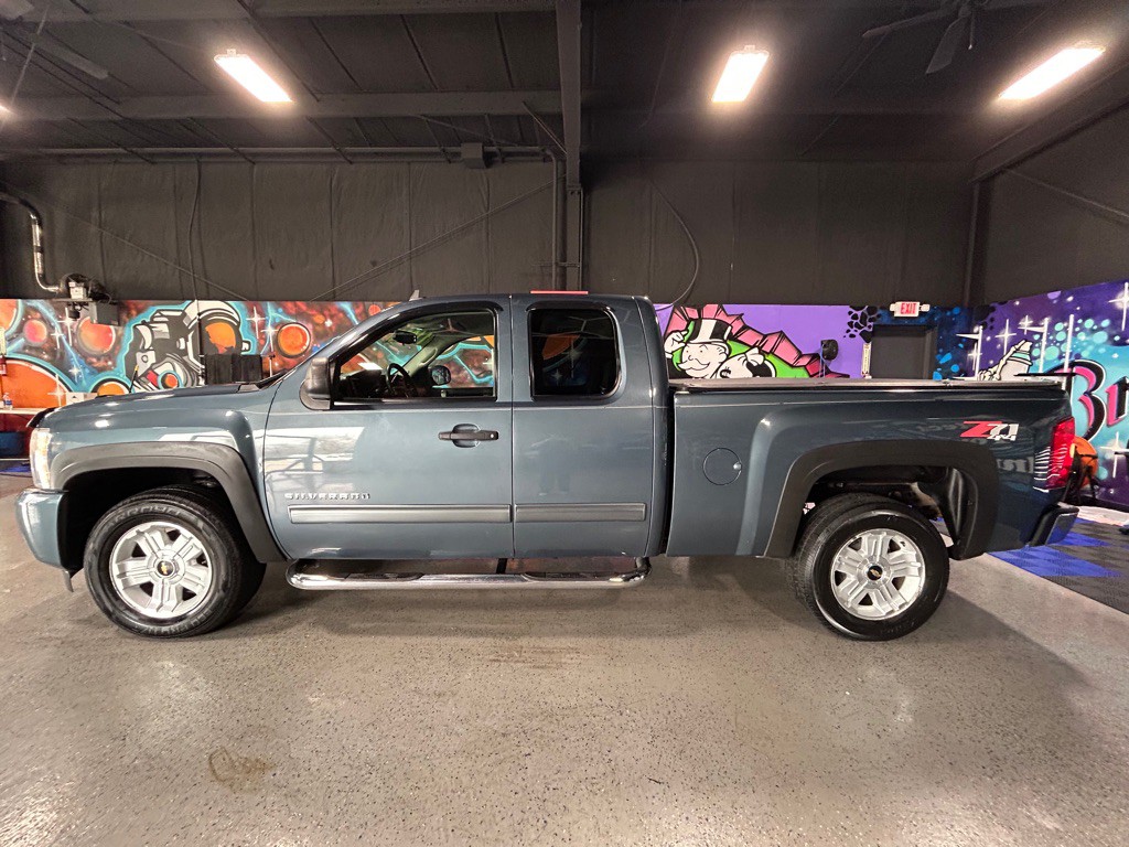 2011 Chevrolet Silverado 1500 Image 6