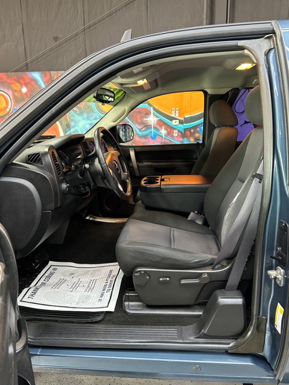 2011 Chevrolet Silverado 1500 Image 20