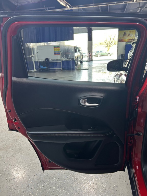 2018 Jeep Compass Image 14