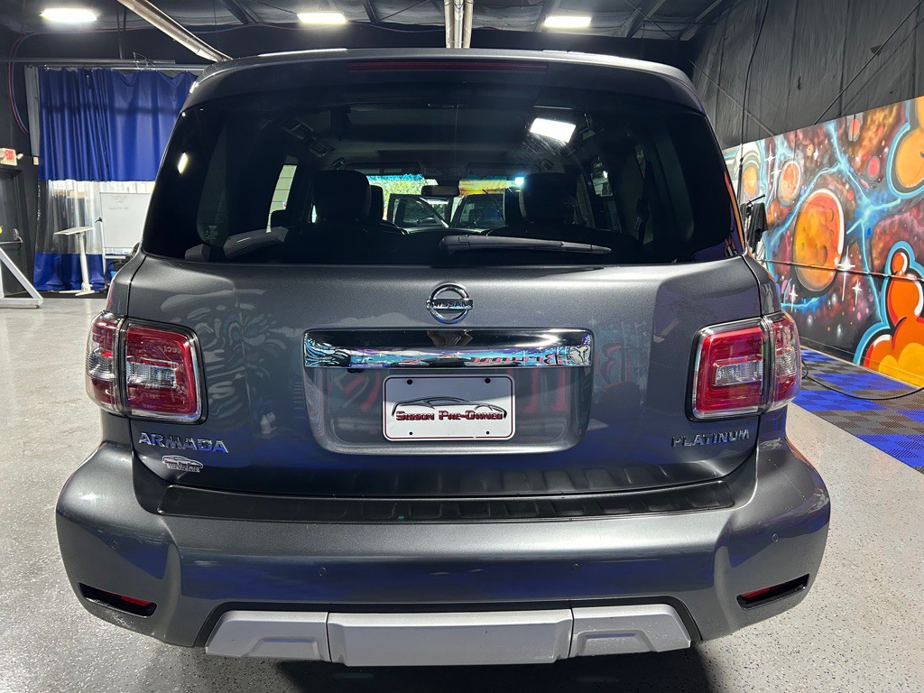 2017 Nissan Armada Image 5