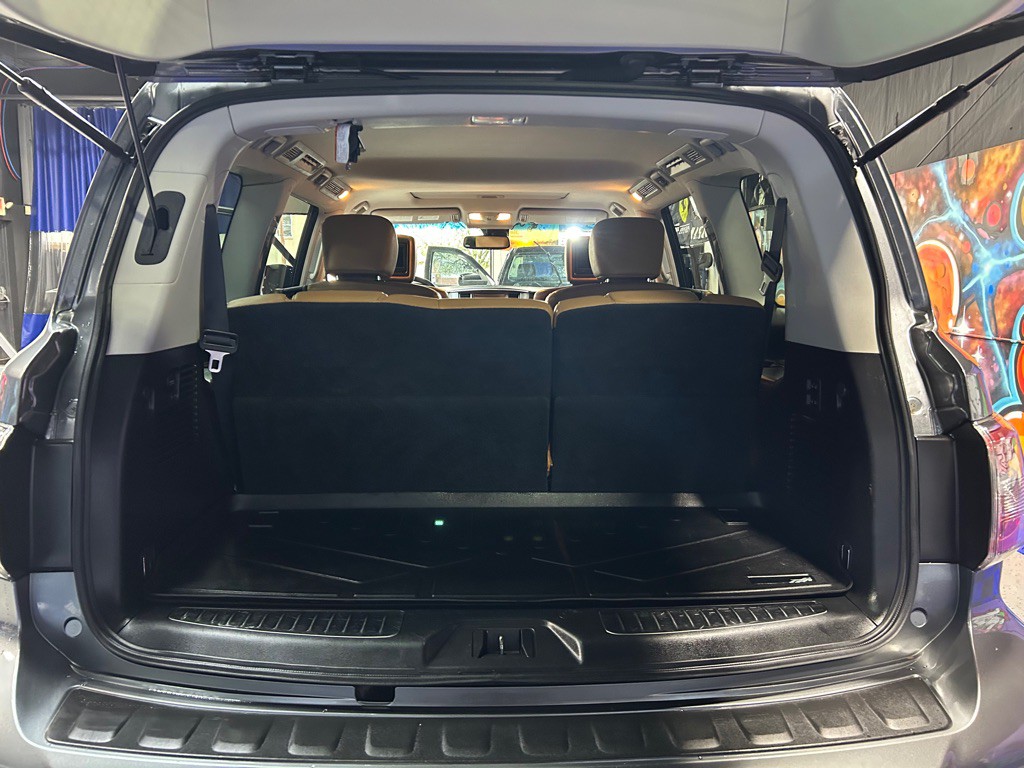 2017 Nissan Armada Image 11