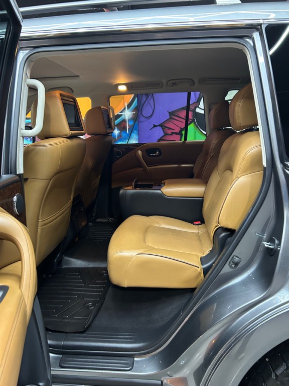 2017 Nissan Armada Image 15