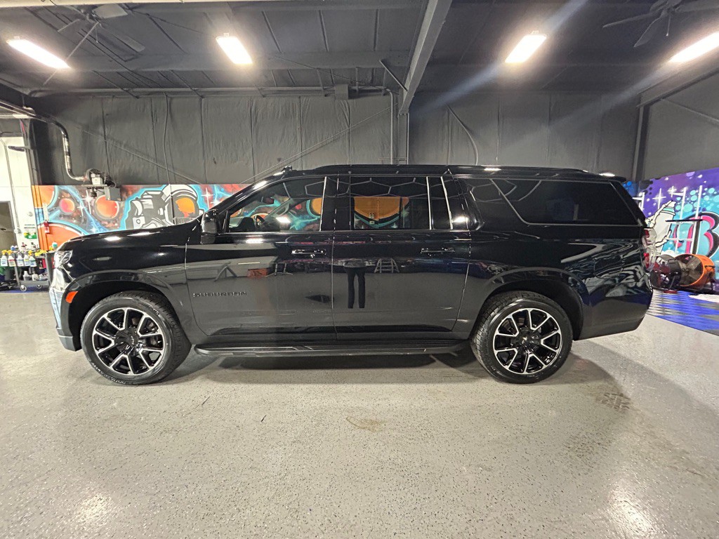 2024 Chevrolet Suburban Image 1