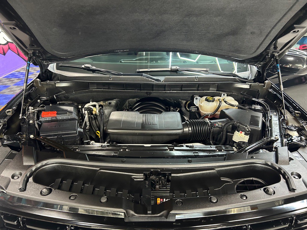 2024 Chevrolet Suburban Image 9