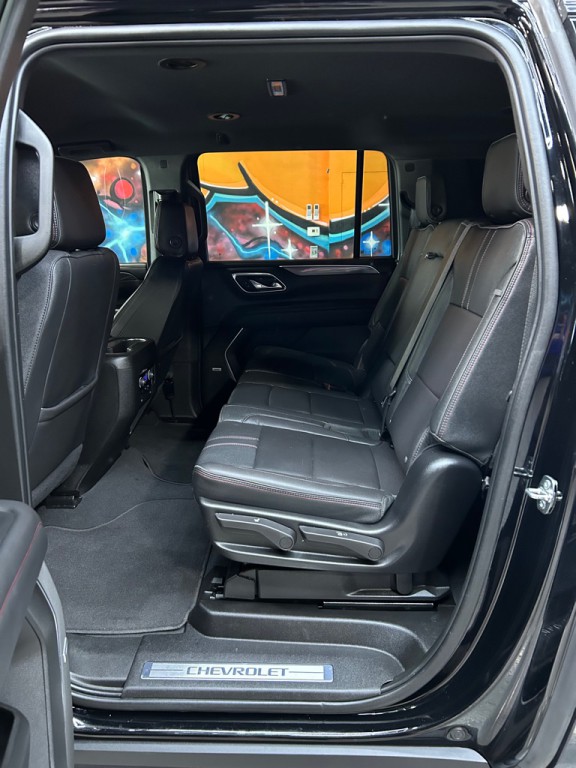2024 Chevrolet Suburban Image 11