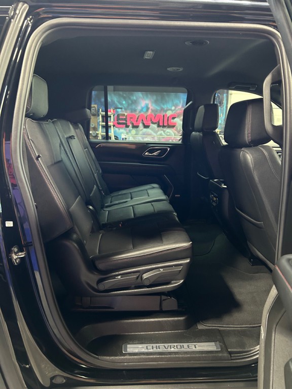 2024 Chevrolet Suburban Image 14