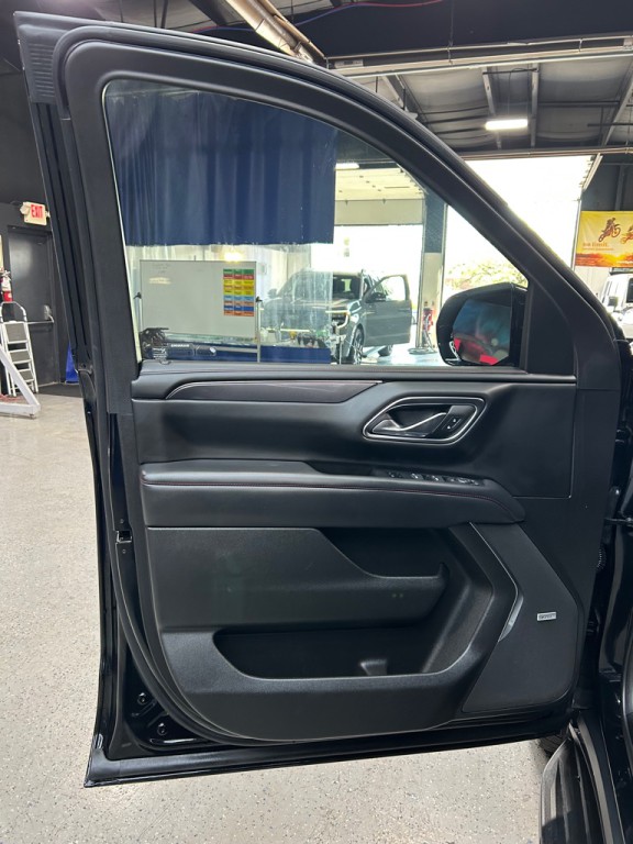 2024 Chevrolet Suburban Image 16