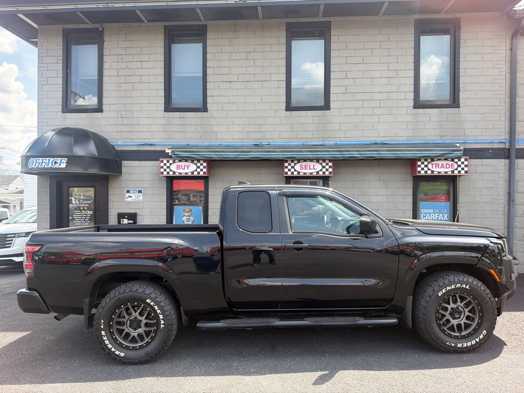 2022 Nissan Frontier Image 6