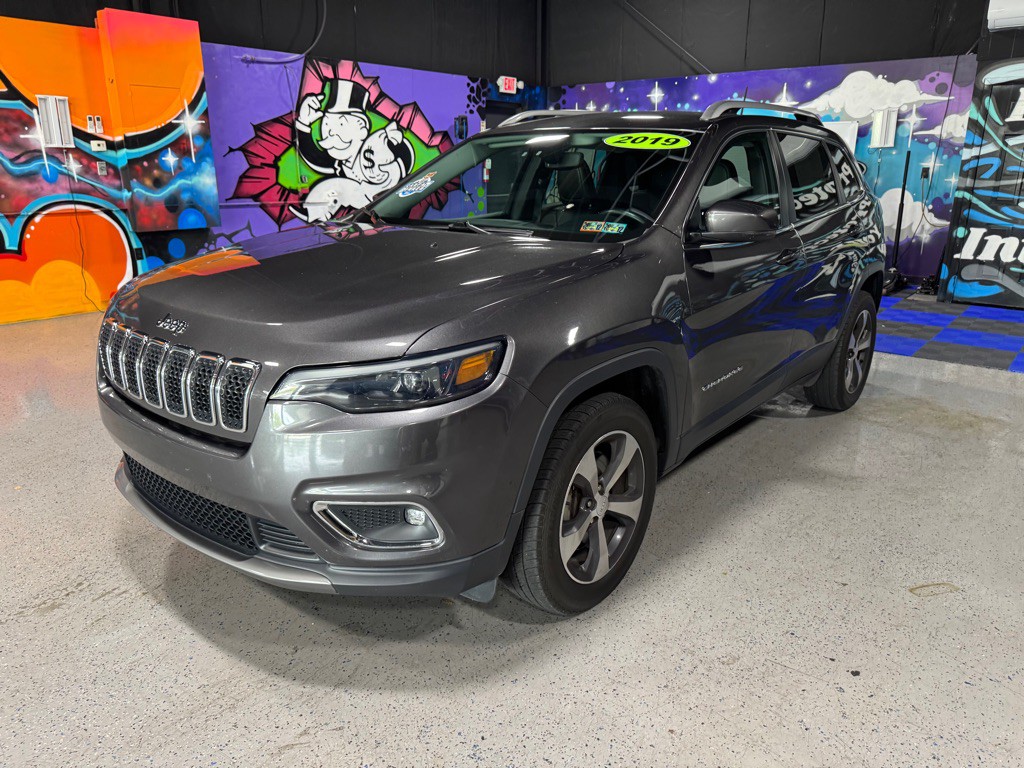 2019 Jeep Cherokee Image 1