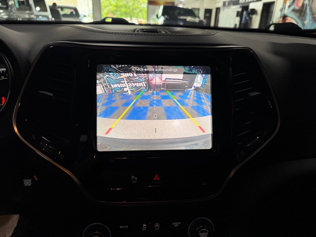 2019 Jeep Cherokee Image 19
