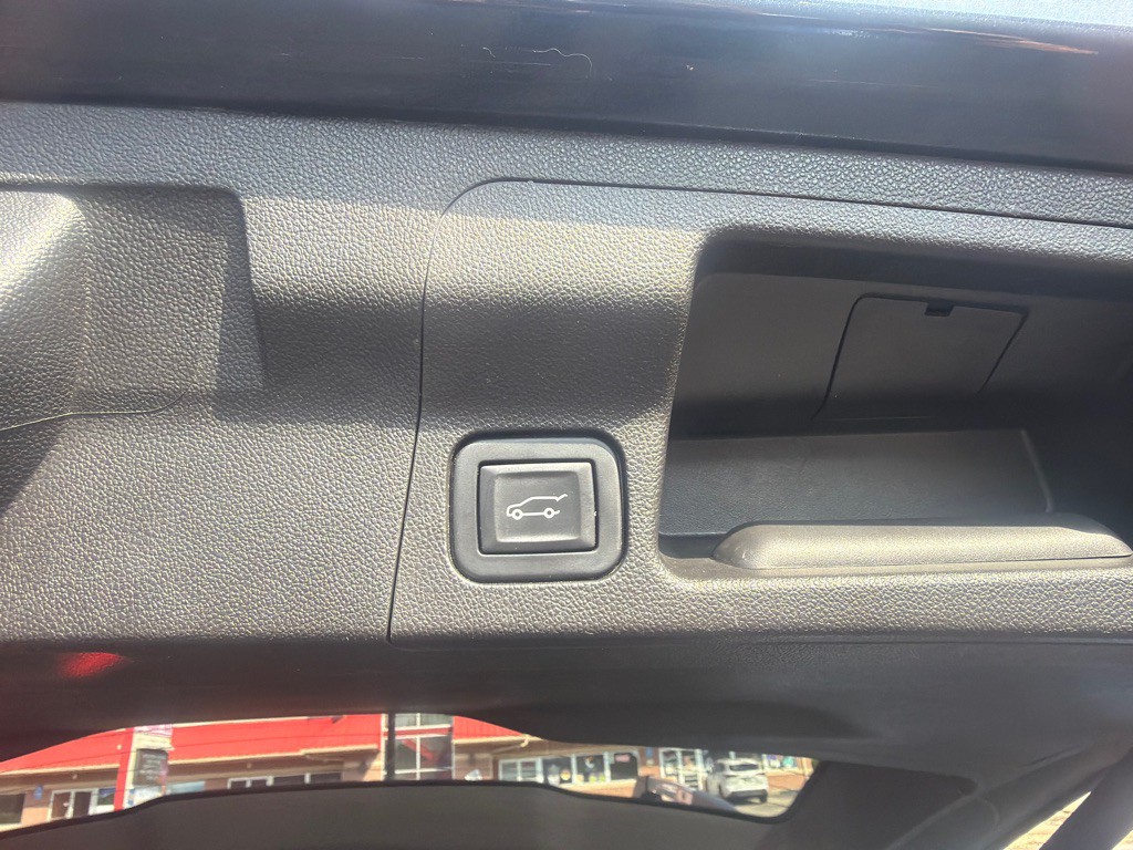 2018 GMC Acadia Image 21