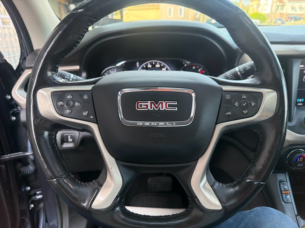 2018 GMC Acadia Image 25