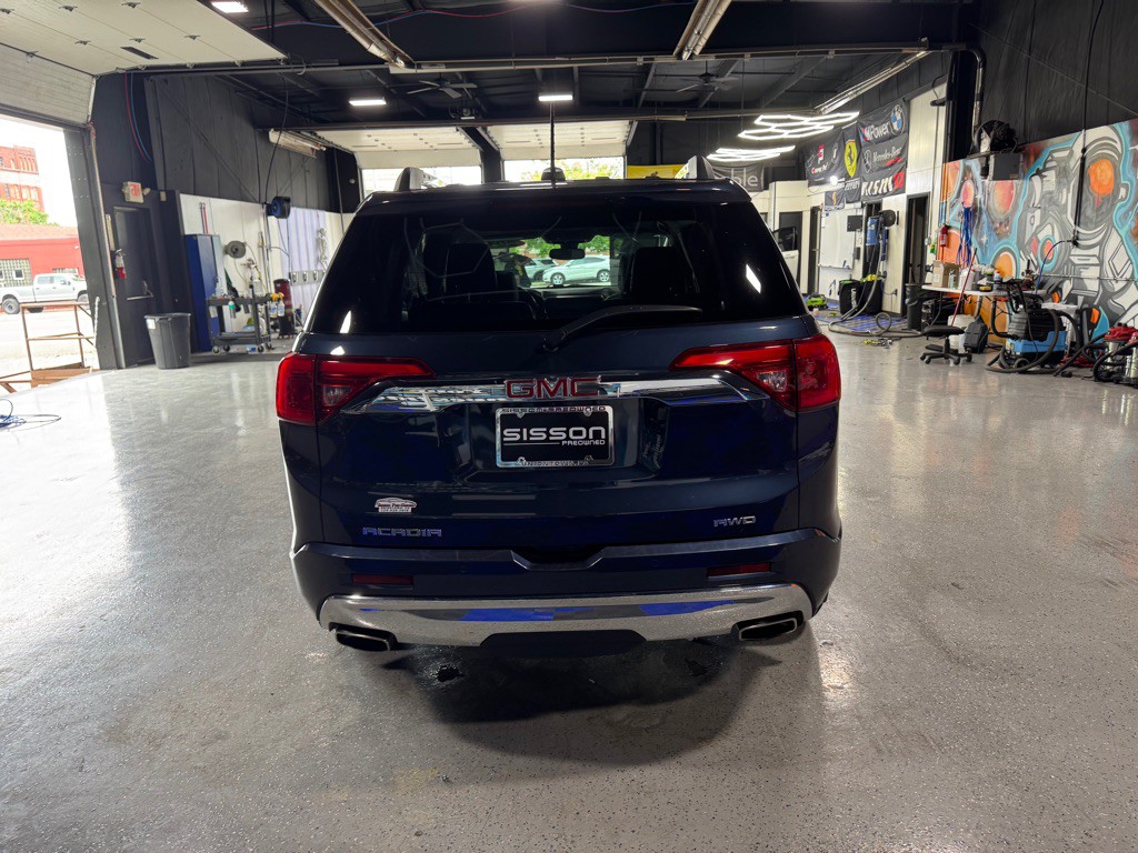 2018 GMC Acadia Image 4