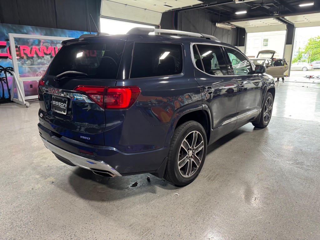 2018 GMC Acadia Image 5