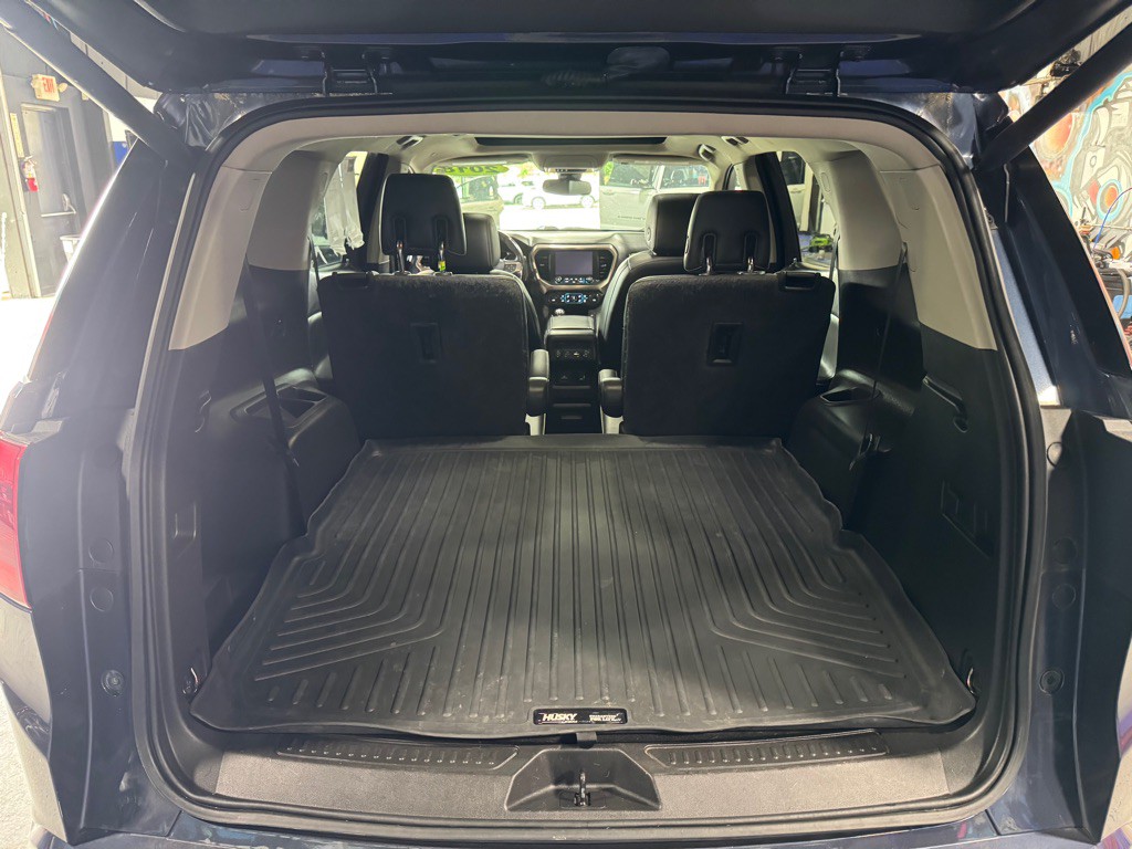 2018 GMC Acadia Image 9