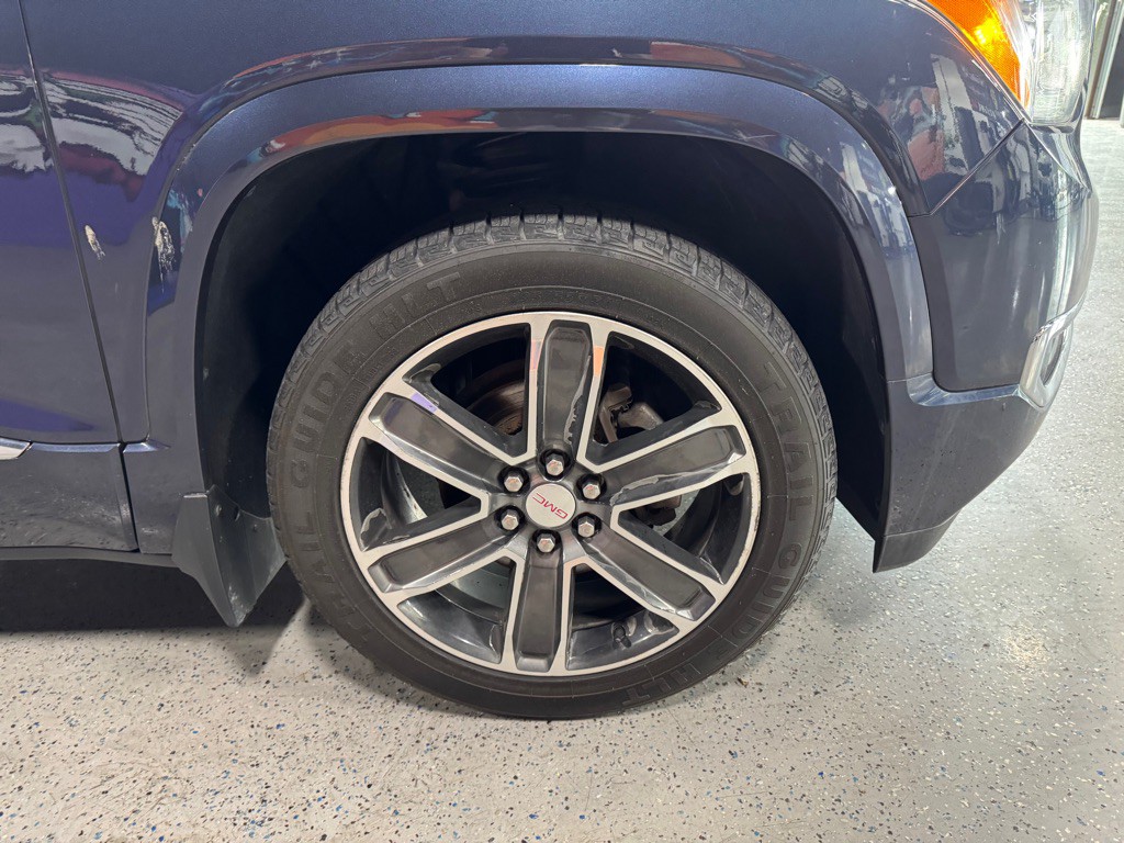 2018 GMC Acadia Image 28