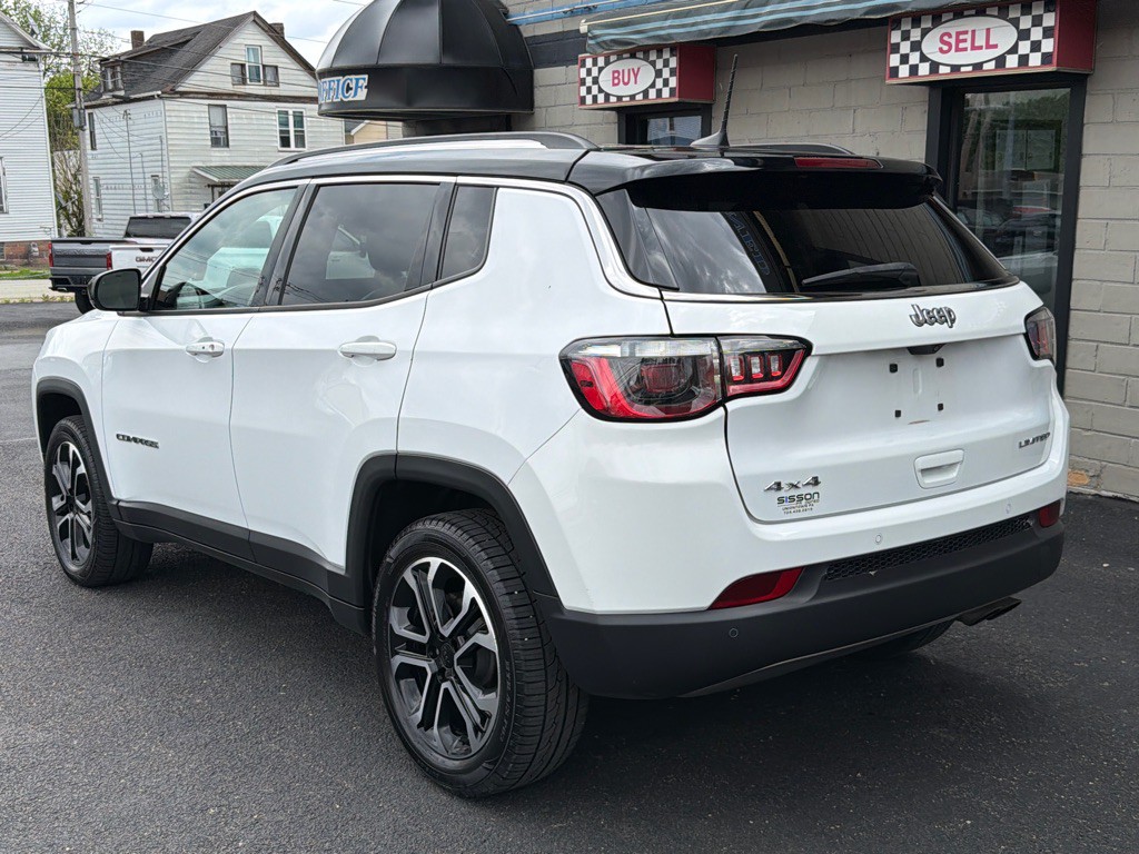 2022 Jeep Compass Image 3