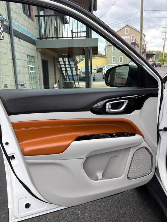 2022 Jeep Compass Image 7