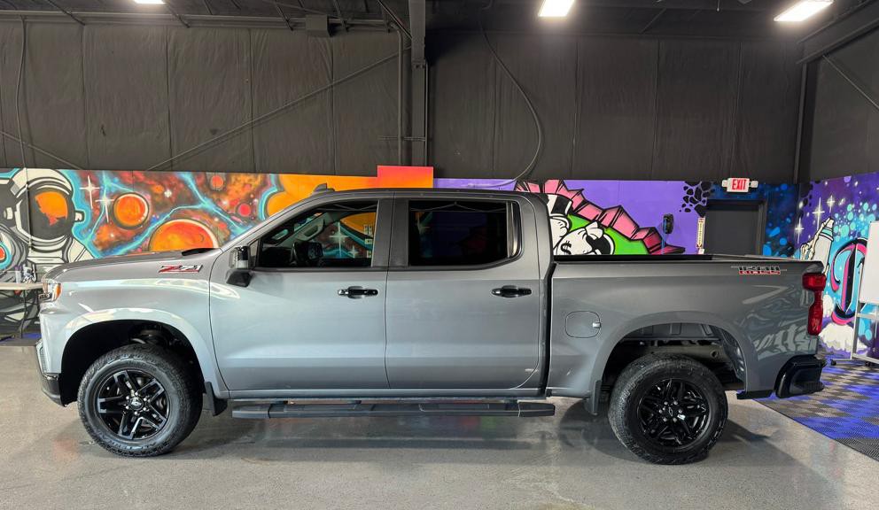 2022 Chevrolet Silverado 1500 Image 2