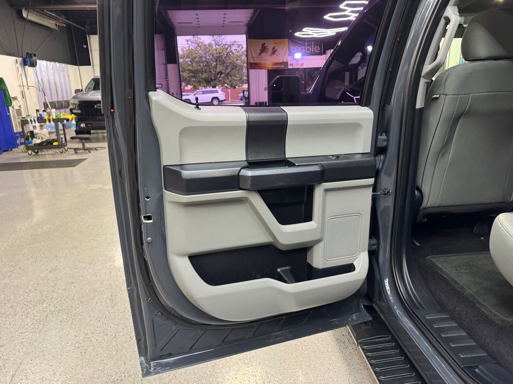 2016 Ford F-150 Image 11