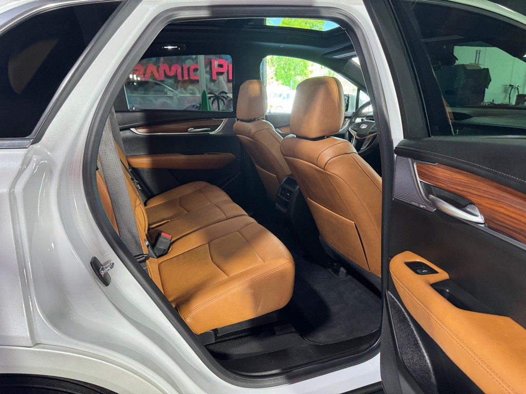 2023 Cadillac XT5 Image 16