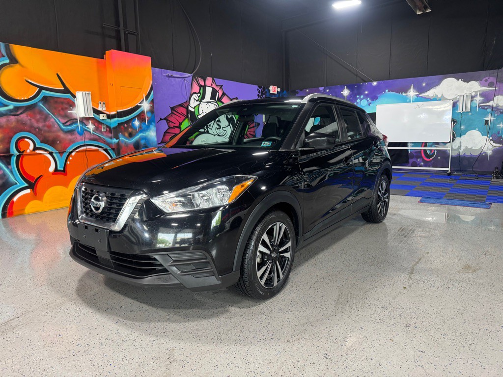 2020 Nissan Kicks Image 1