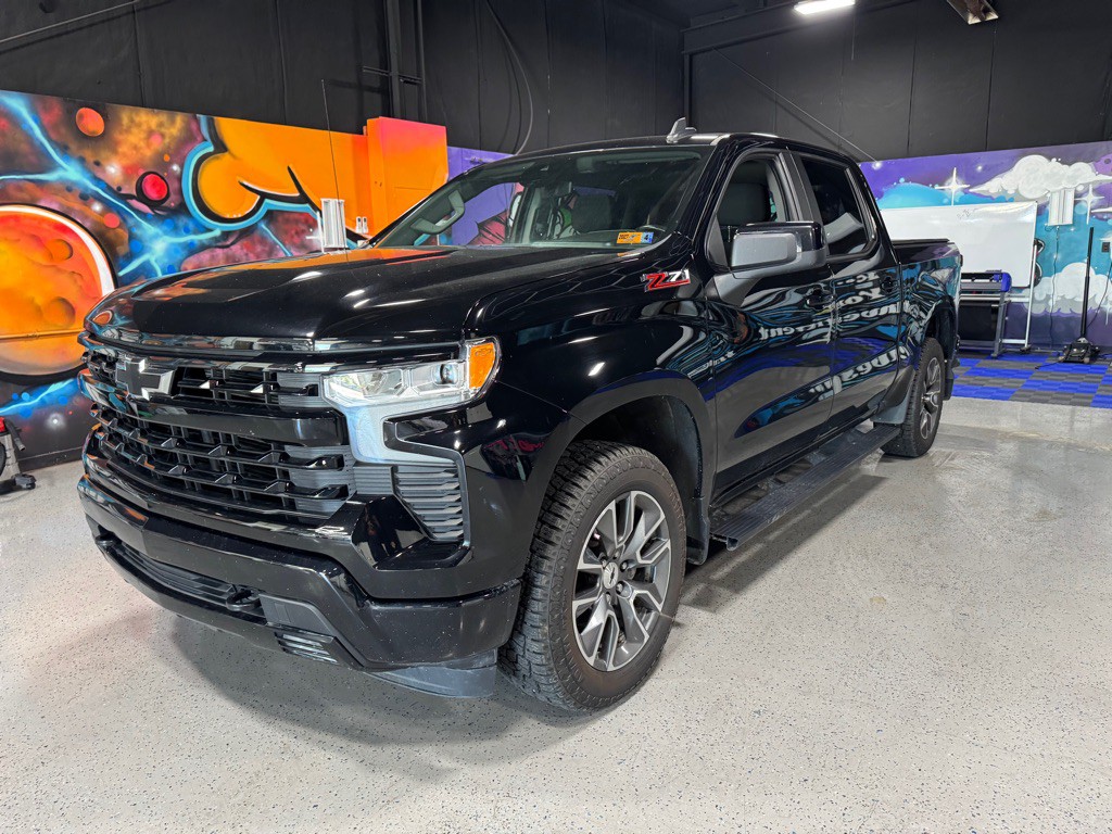 2022 Chevrolet Silverado 1500 Image 1