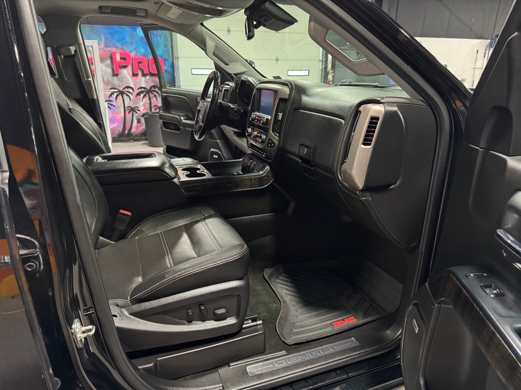 2016 GMC Sierra Image 17