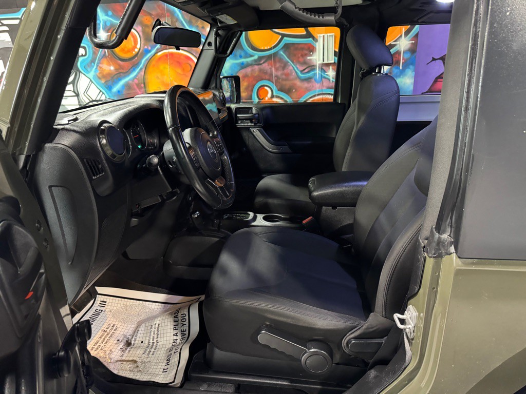 2016 Jeep Wrangler Image 11