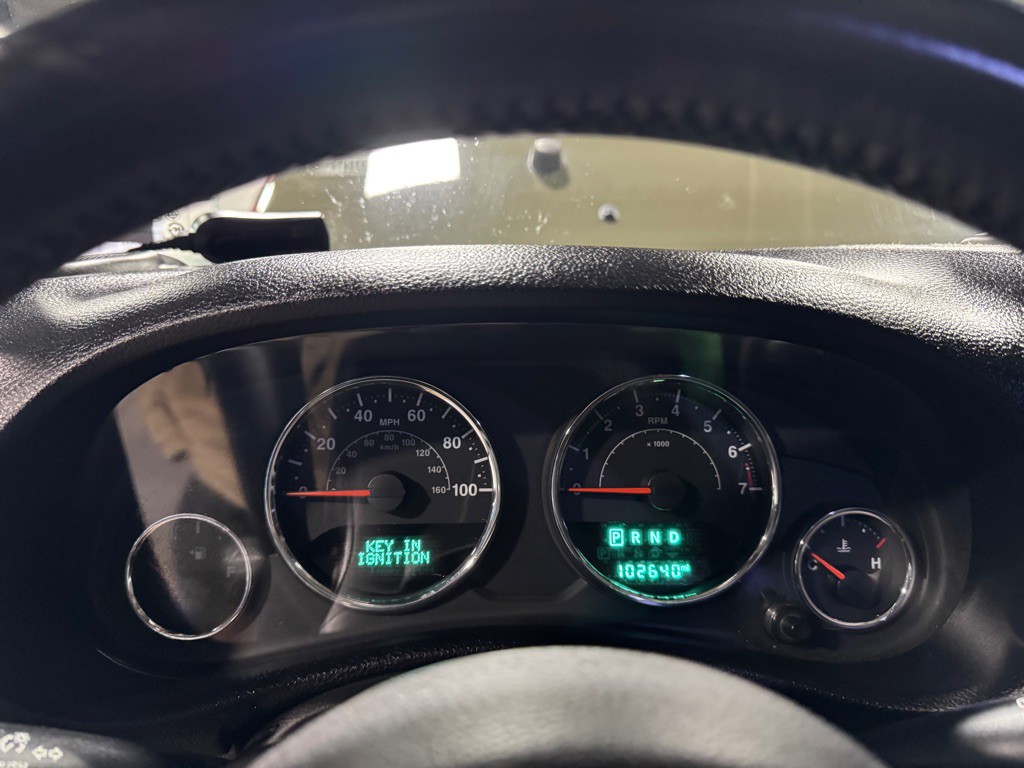 2016 Jeep Wrangler Image 16