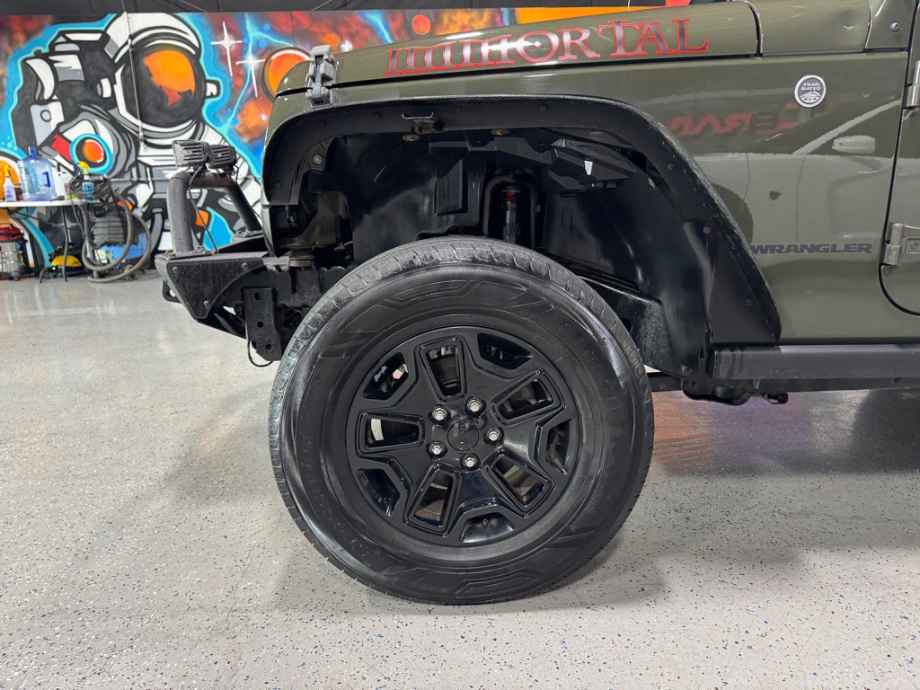 2016 Jeep Wrangler Image 18