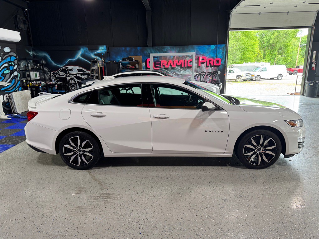 2022 Chevrolet Malibu Image 6