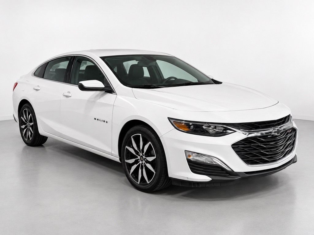 2022 Chevrolet Malibu Image 1