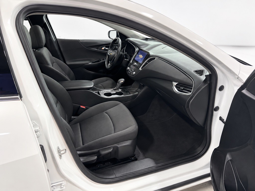 2022 Chevrolet Malibu Image 11