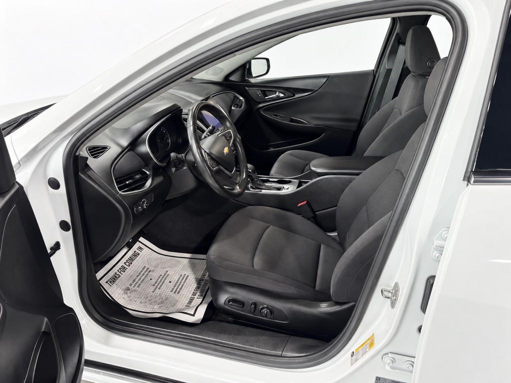 2022 Chevrolet Malibu Image 12