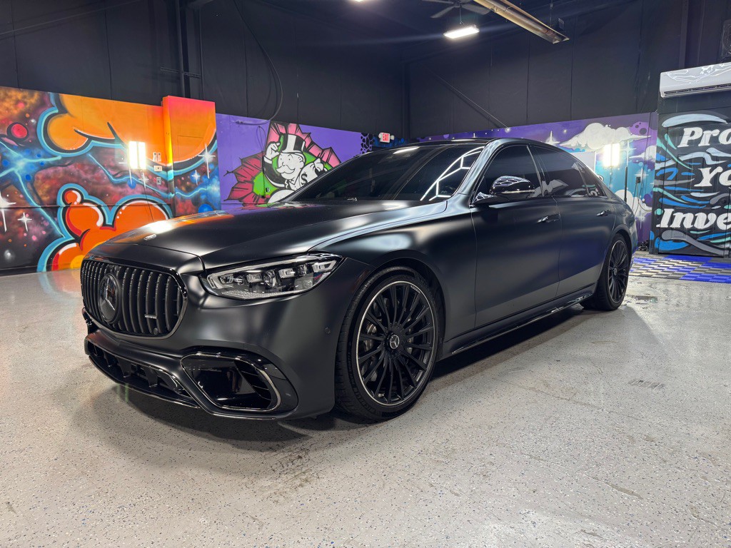 2024 Mercedes-Benz S-Class Image 1