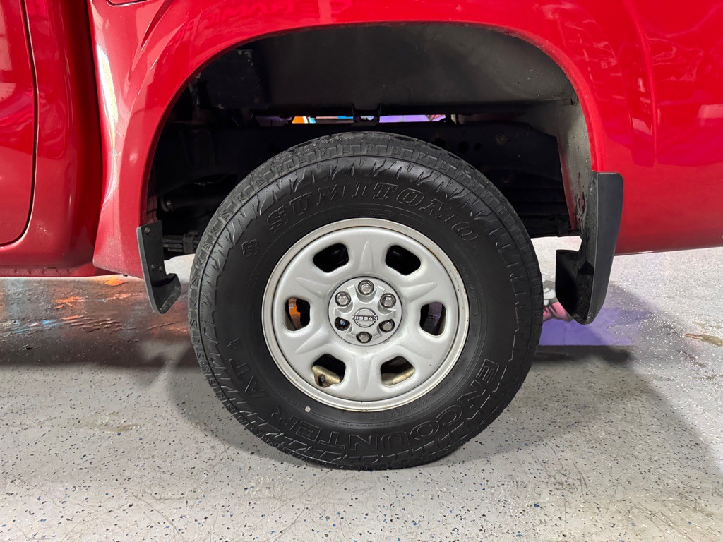 2022 Nissan Frontier Image 25