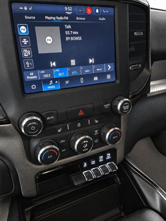 2023 RAM 1500 Image 12