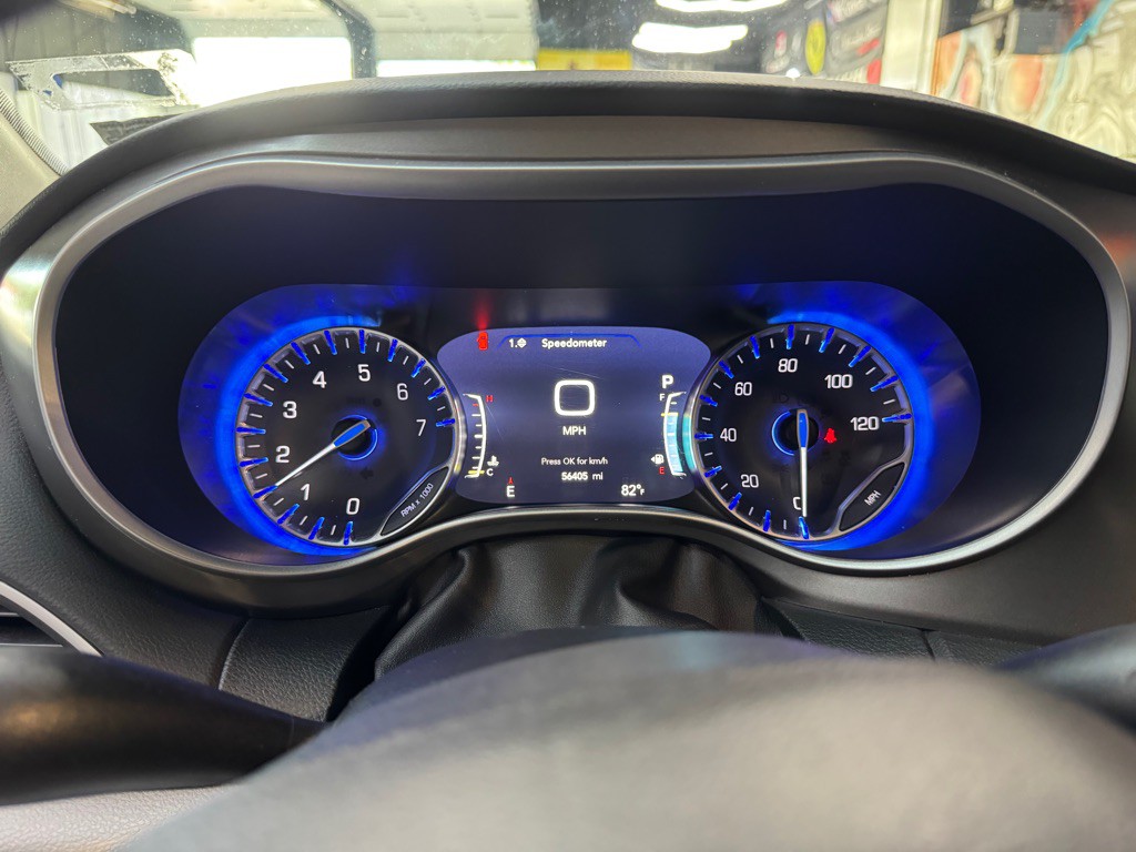 2024 Chrysler Pacifica Image 17