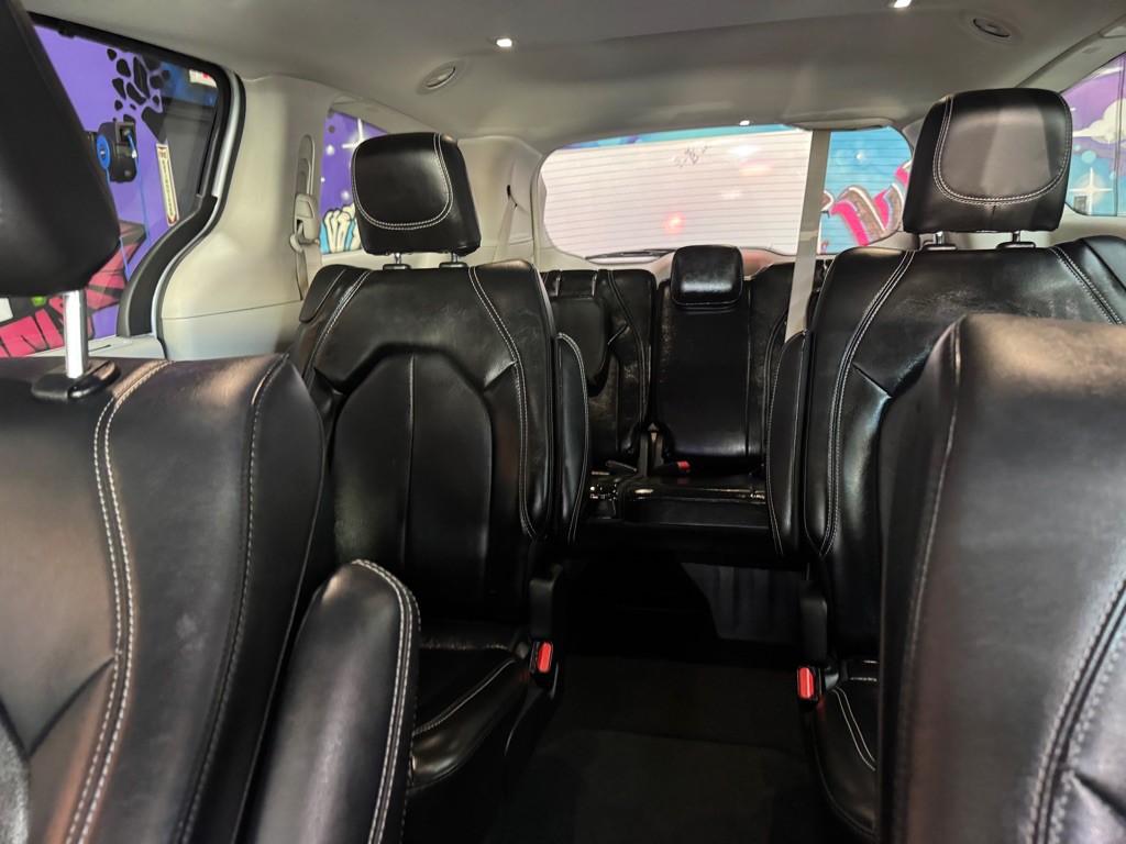 2024 Chrysler Pacifica Image 22