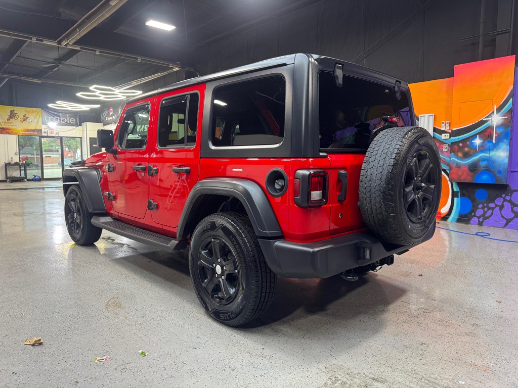 2018 Jeep Wrangler Unlimited Image 3